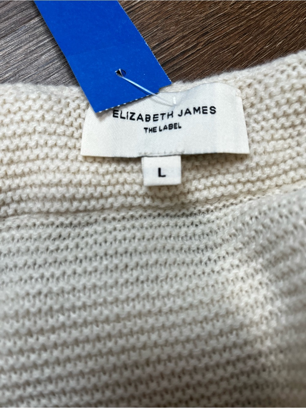 Elizabeth James Honey White Thick Cable Knit Cardi with Braid Detail Size Large - Picture 4 of 6